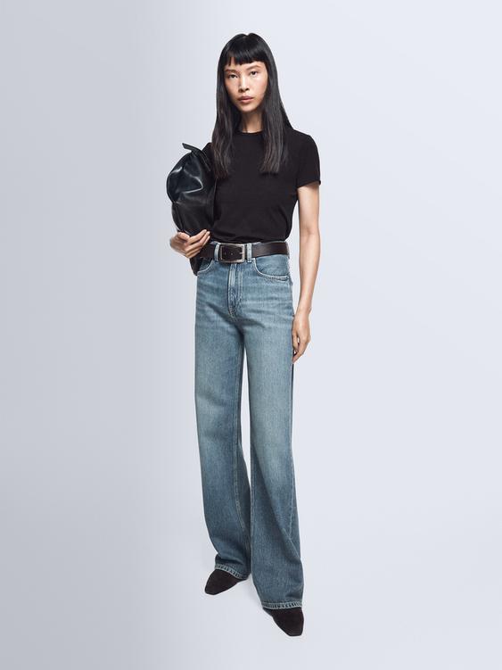 High-waist wide-leg jeans