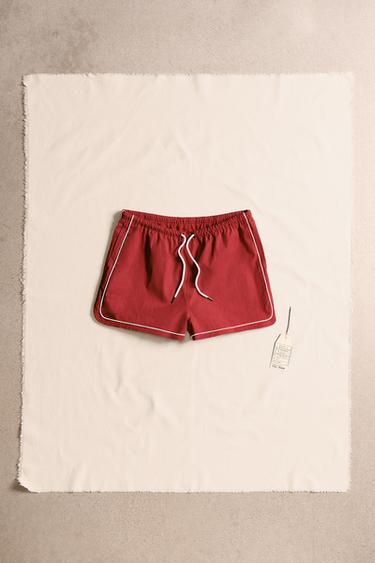 CONTRAST TRIM SHORTS - Red by Zara