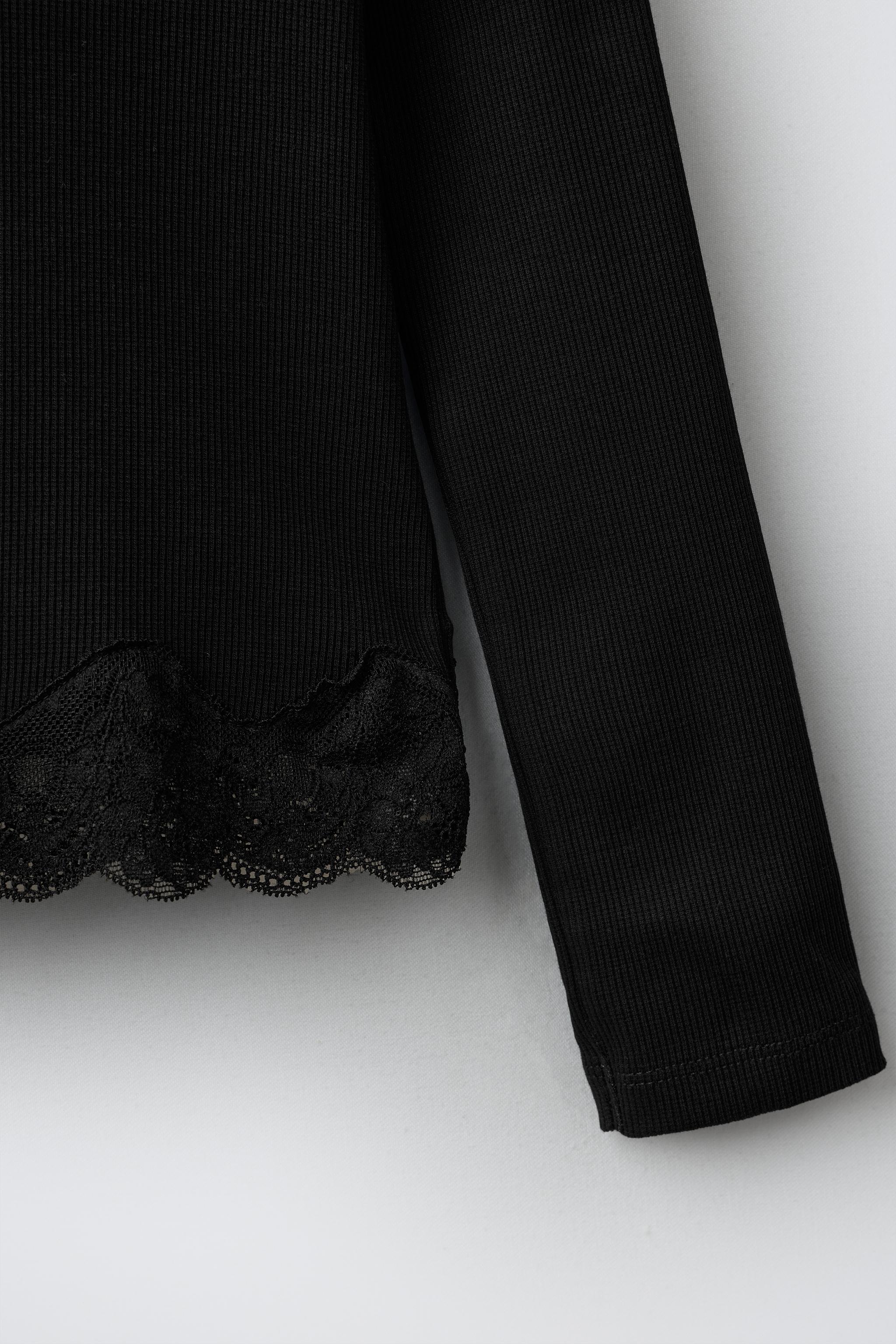 RIB LACE T-SHIRT