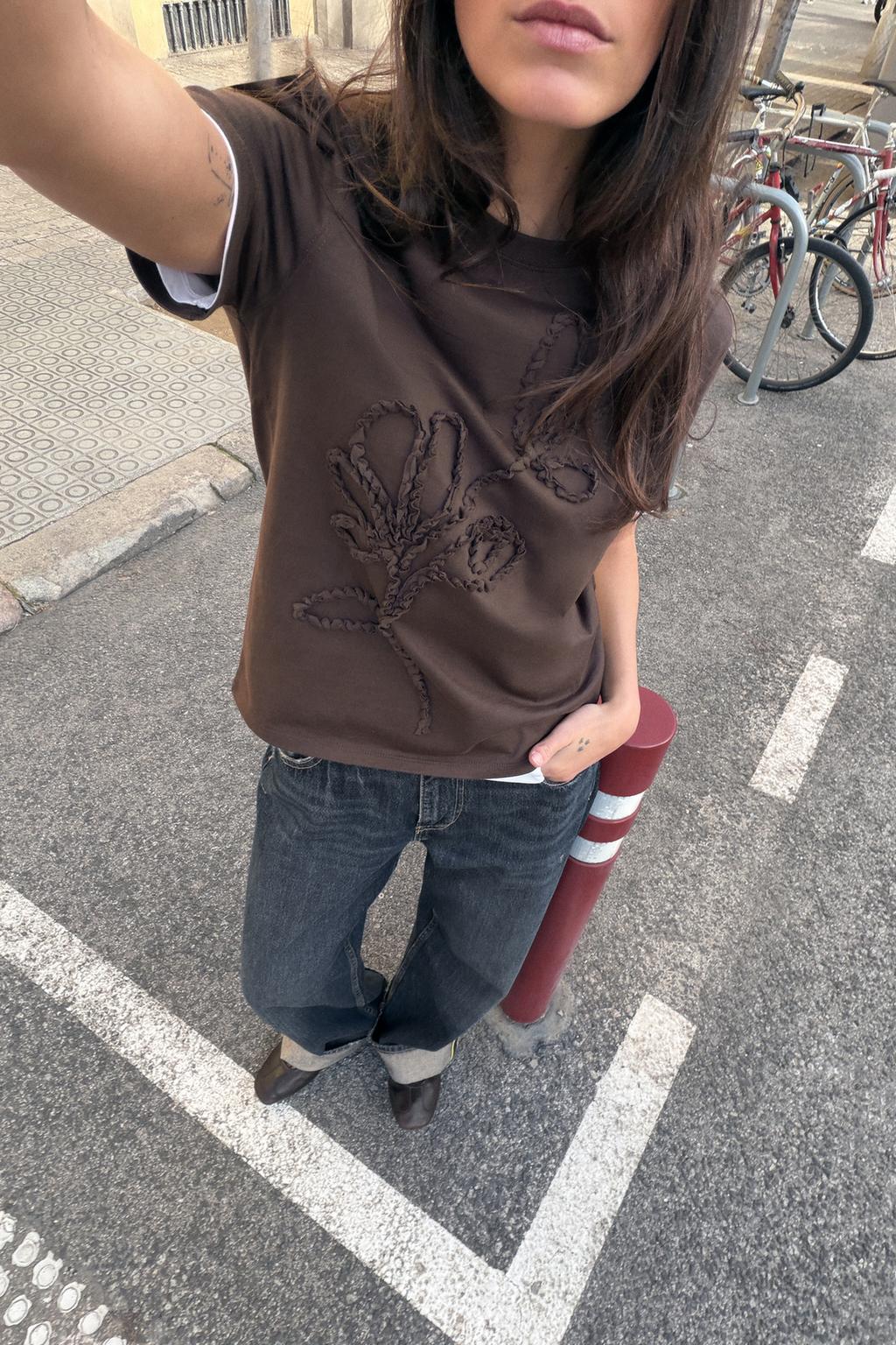 RAISED BOW T-SHIRT