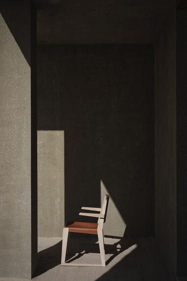 CHAIR 01 - Light beige by Zara - Image 5
