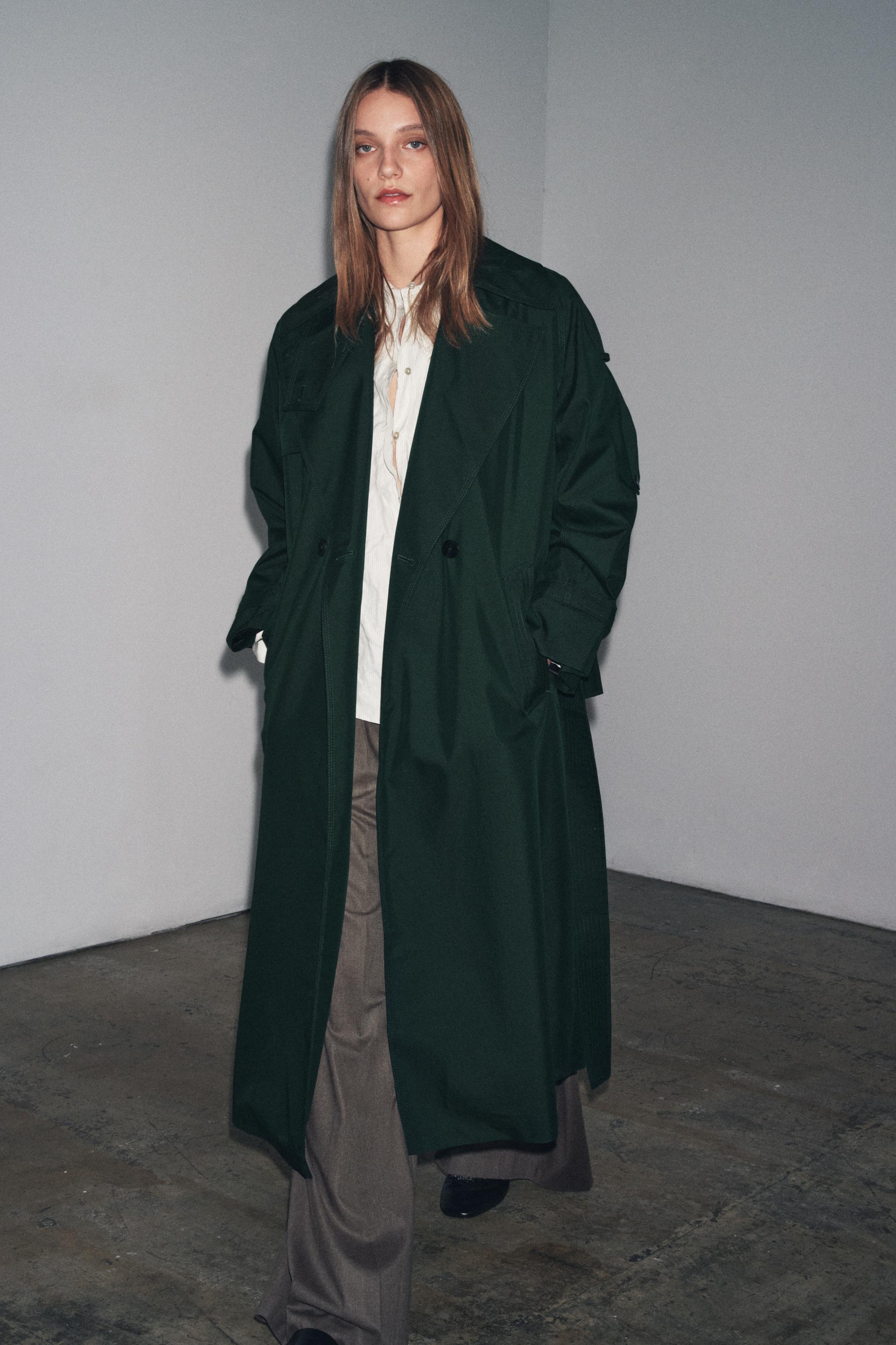 ZARA WOMAN COLLECTION オーバーサイズ撥水加工トレンチコート