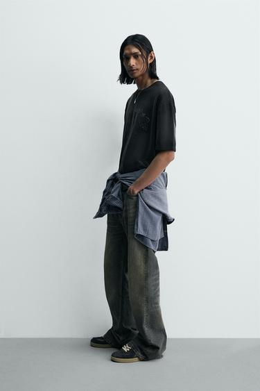T-SHIRT EN MAILLE IMPRIMÉ DÉLAVÉ - Noir de Zara - Image 3
