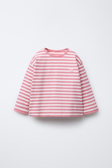 CAMISETA RAYA TEJIDA HEAVY WEIGHT PARCHE CORAZÓN - Rosa claro de Zara