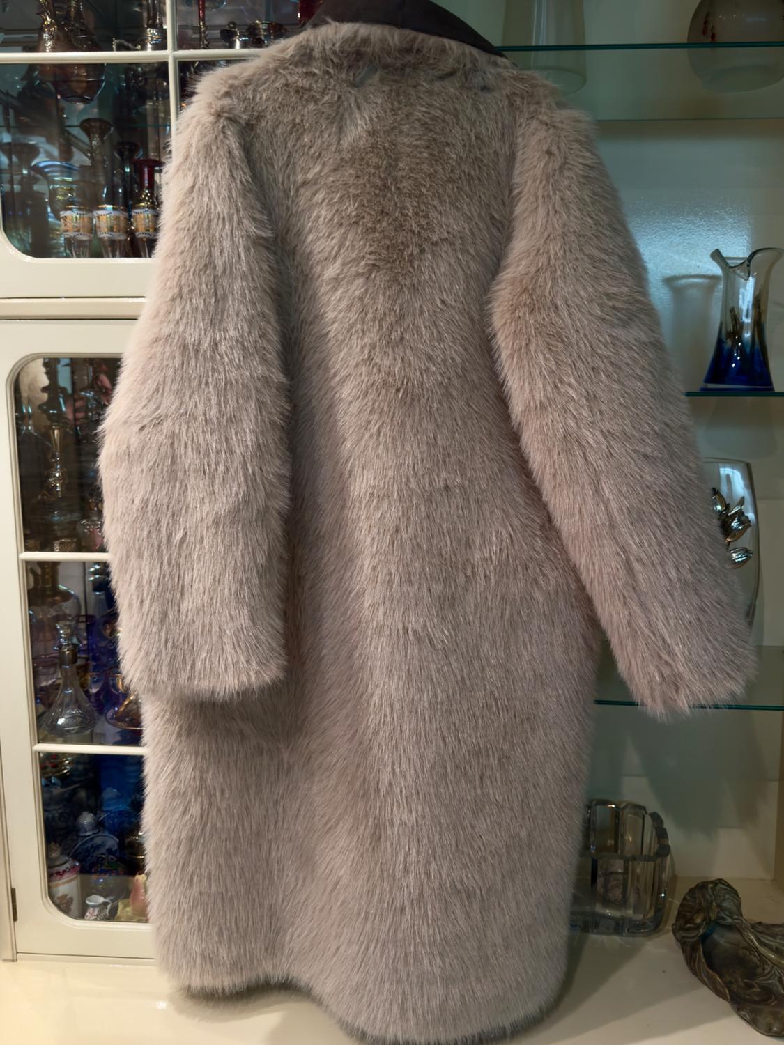 REVERSIBLE DOUBLE-FACED FAUX FUR COAT - Image 7