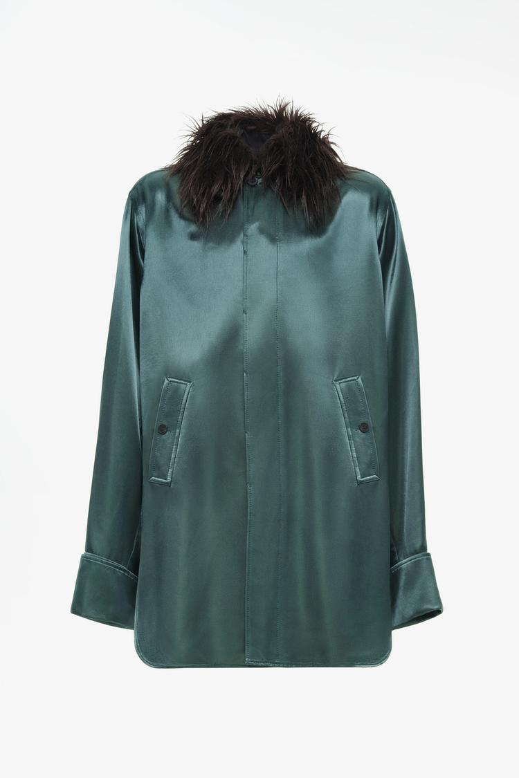 Sobrecamisa satinada cuello efecto pelo limited edition