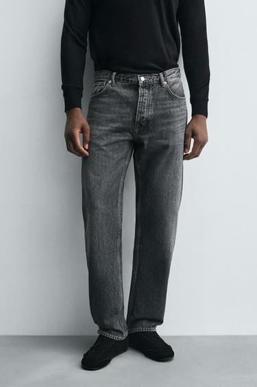 JEANS STRAIGHT FIT - رمادي الخاص بـ Zara