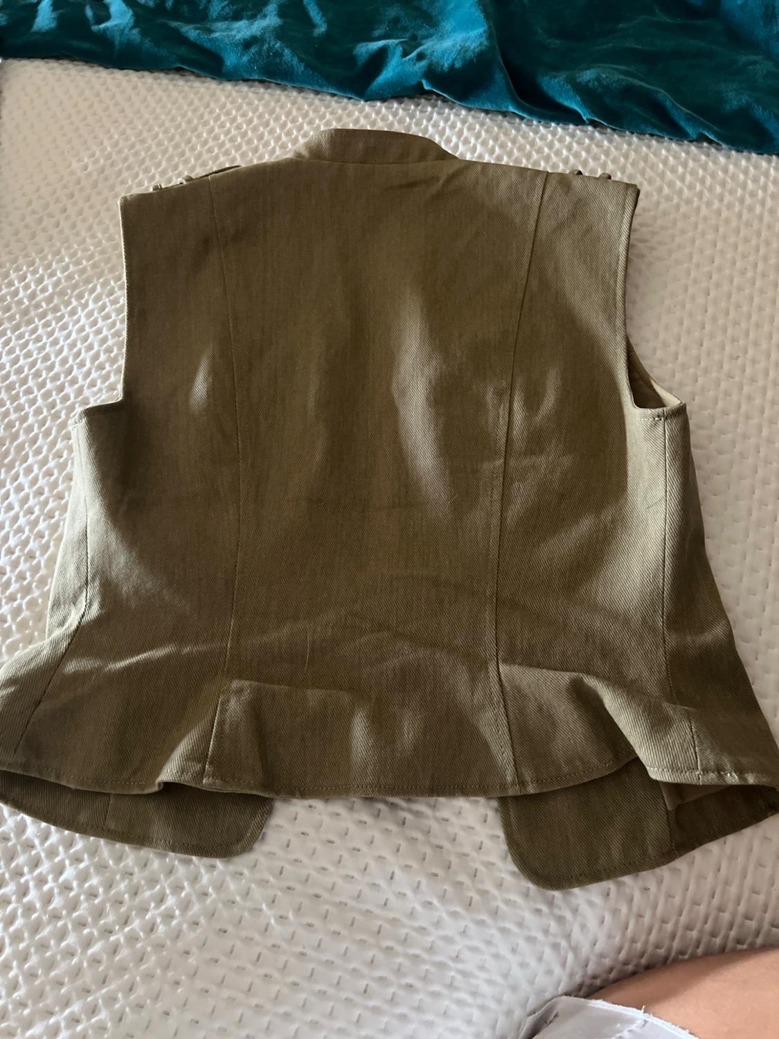 COTTON WAISTCOAT WITH MINI BUTTONS - Image 2