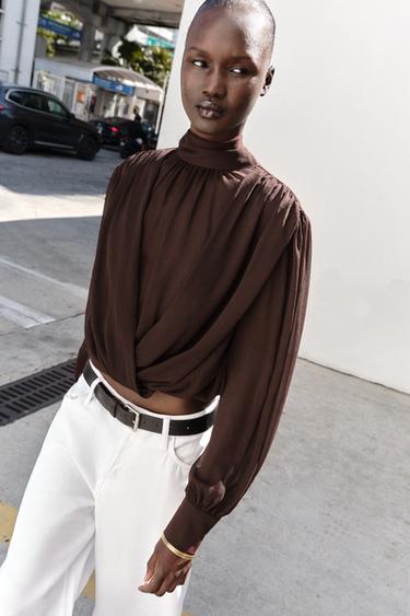 BLUSA DRAPEADA LAZO - Marrón de Zara