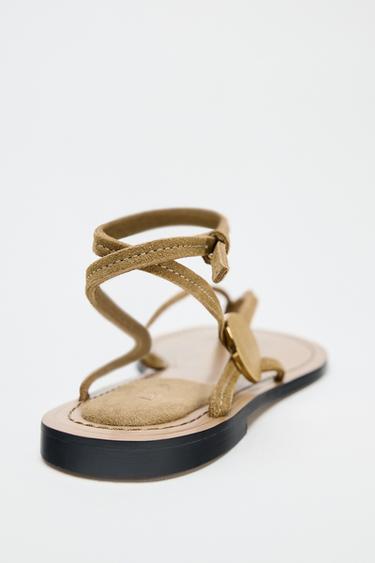 SPLIT SUEDE FLAT SANDALS WITH APPLIQUÉ - SAND/BROWN by Zara - Image 3