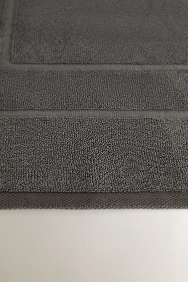 NON-SLIP COTTON BATH MAT - Dark grey by Zara - Image 3