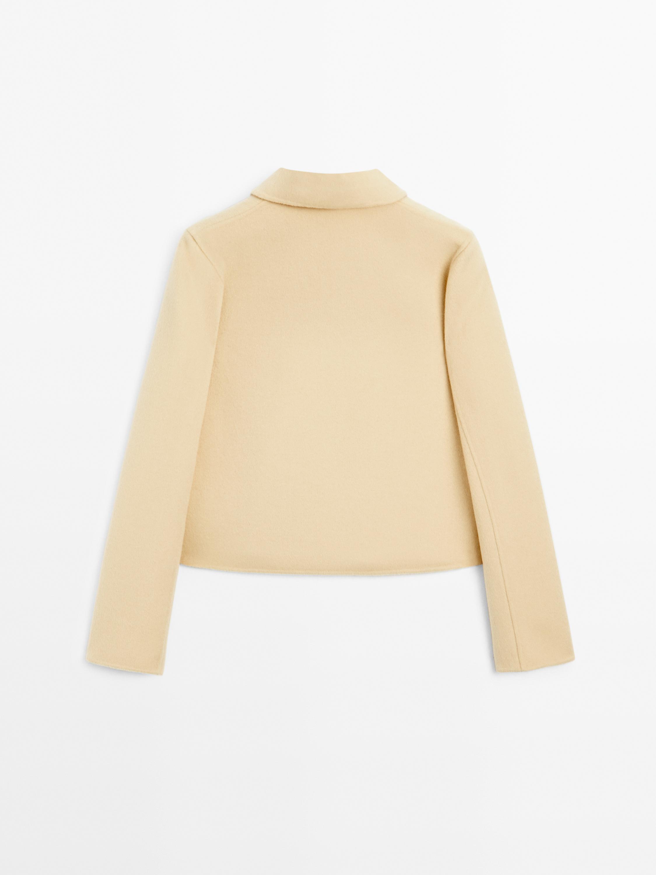 Manteau court en laine mélangée