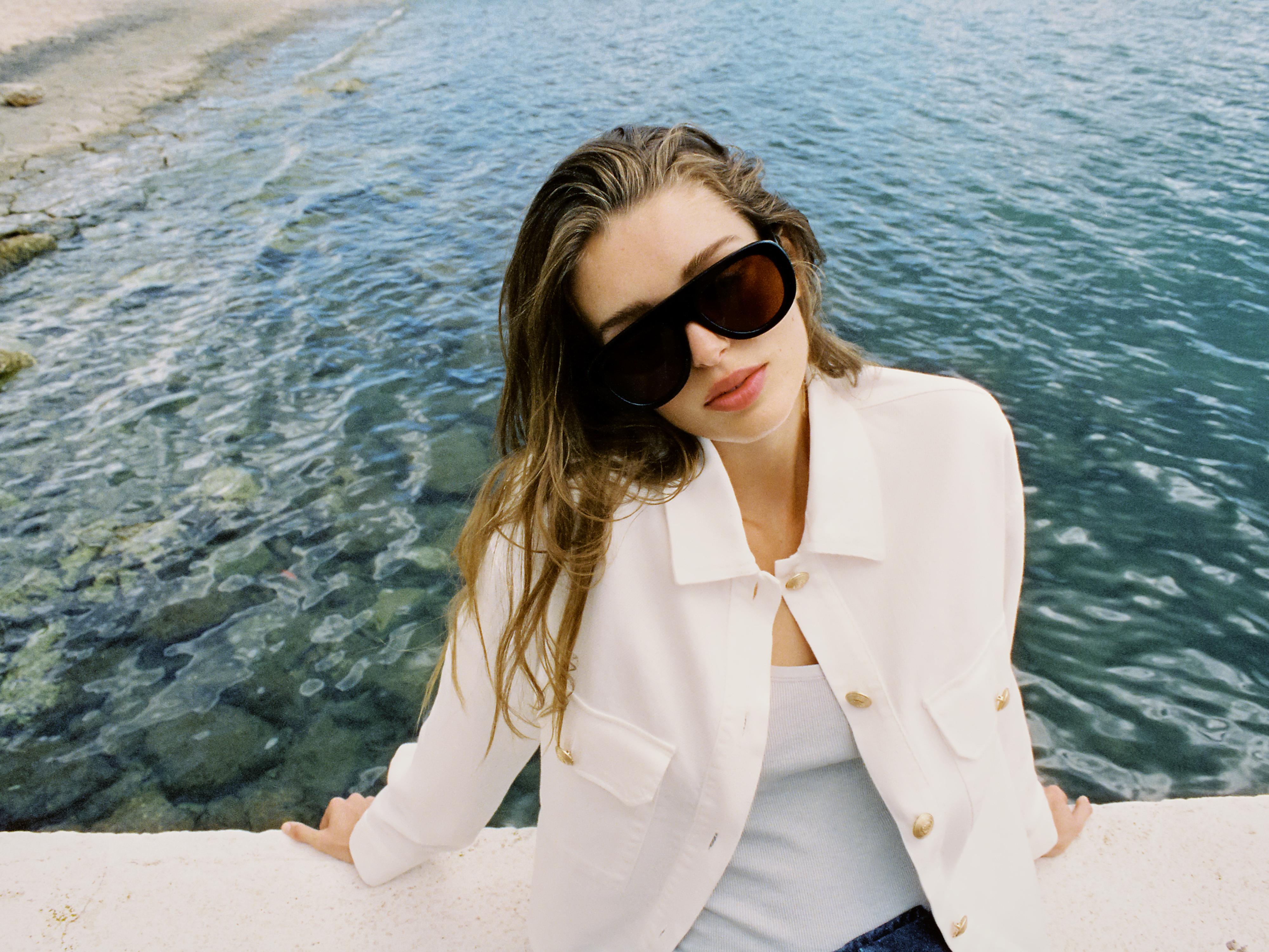 GOLD BUTTON JACKET