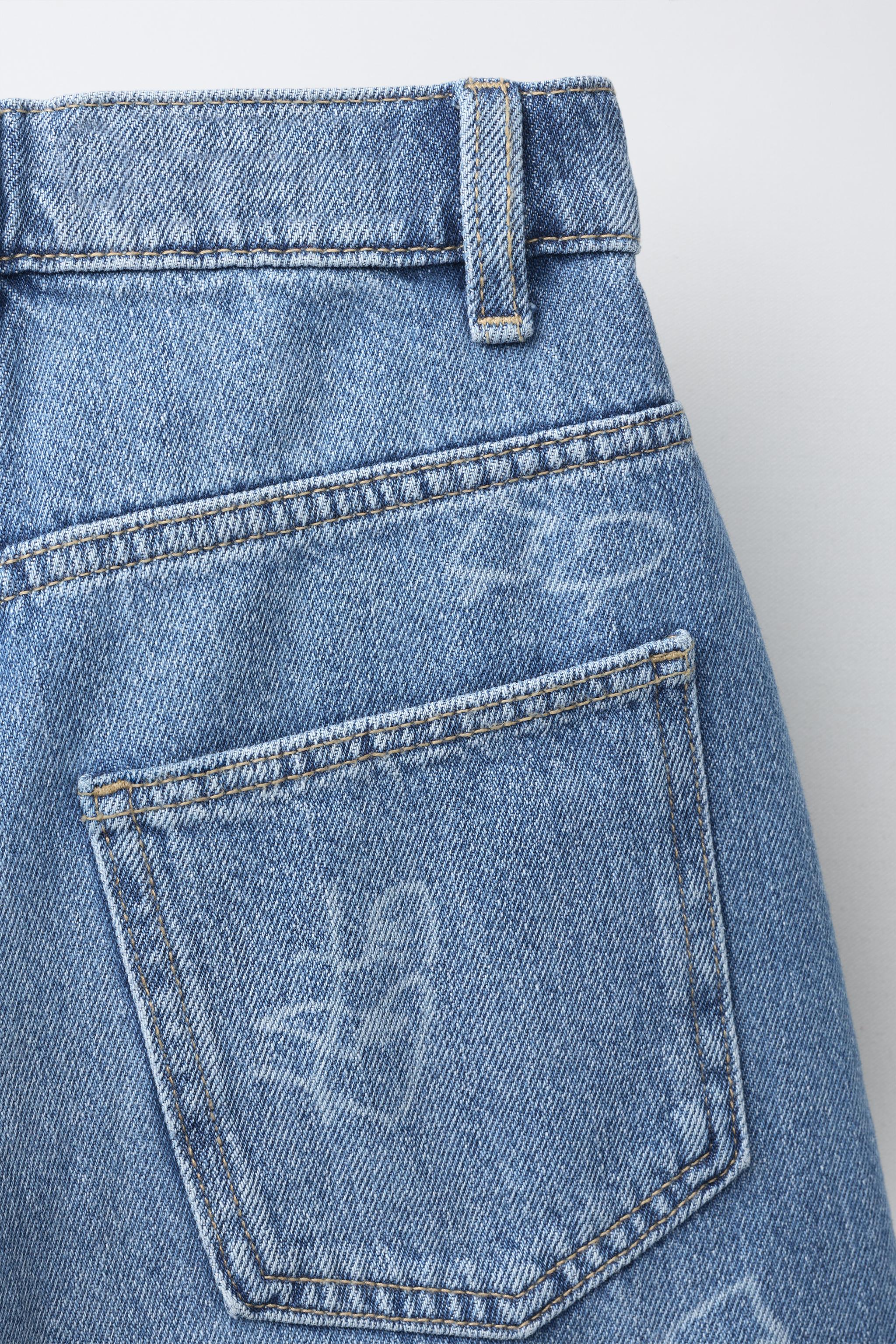 LUCAS BEAUFORT © LONG DENIM BERMUDA SHORTS