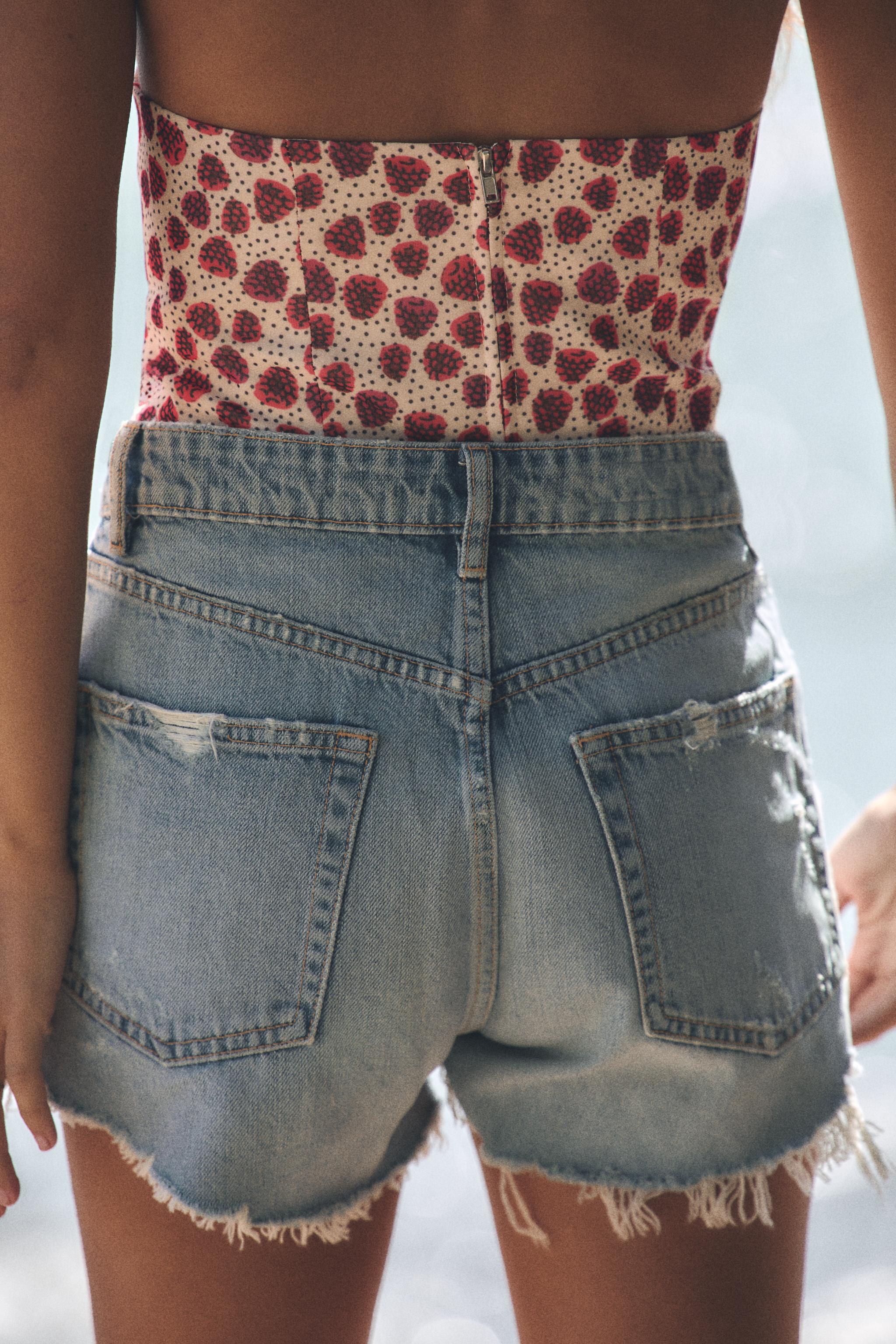 YÜKSEK BEL DISTRESSED DENIM ŞORT - Görsel 5