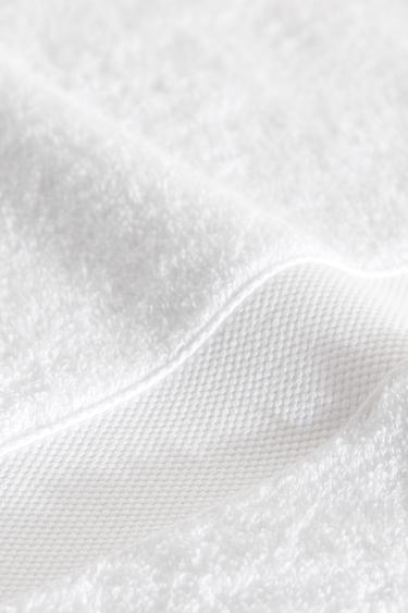 Zara PREMIUM COTTON BATH TOWEL - White