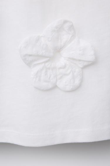 T-SHIRT WITH FLORAL APPLIQUÉ - Oyster-white by Zara - Image 3