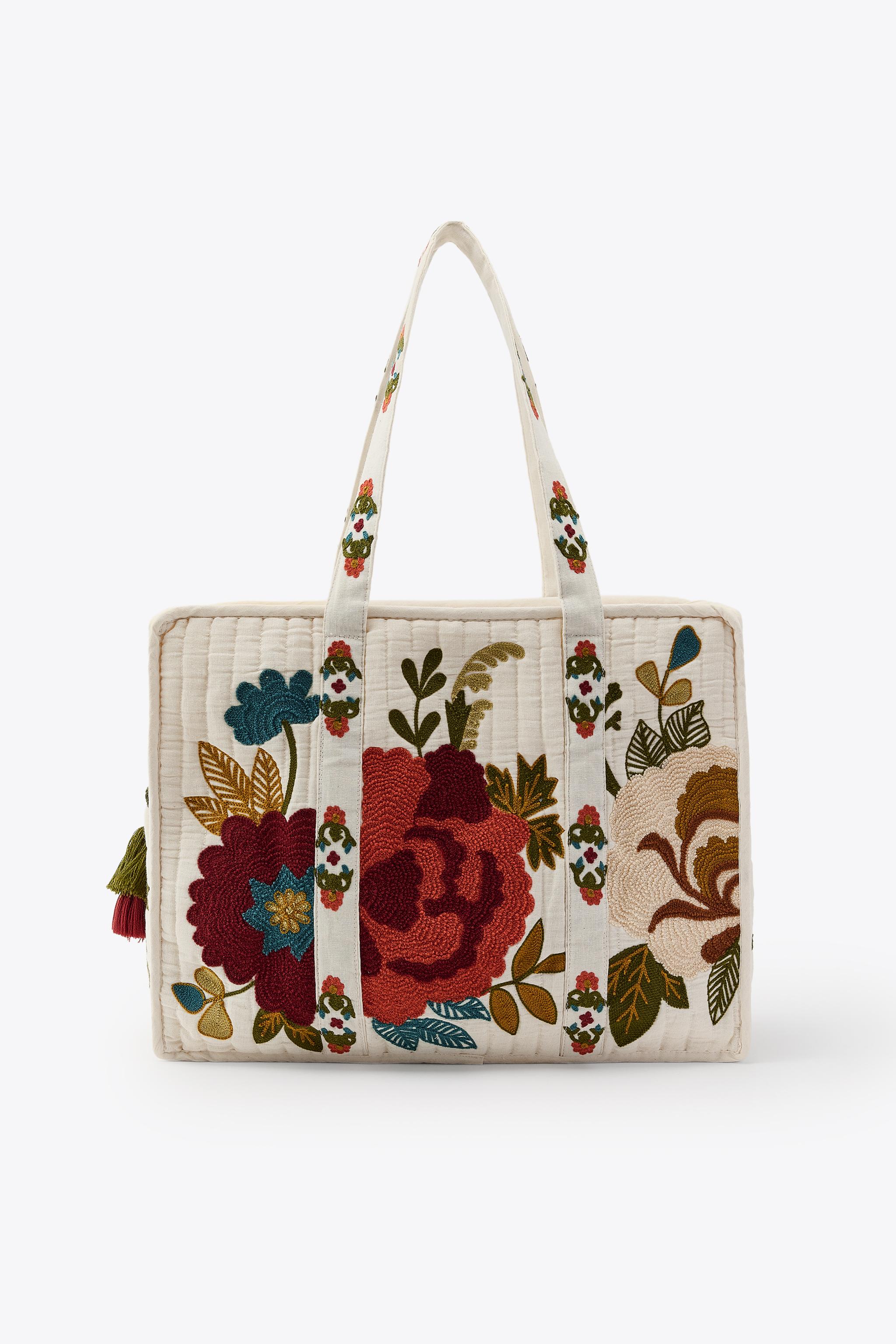 フラワー刺繍入りキルティングバッグ - エクリュ | ZARA Japan