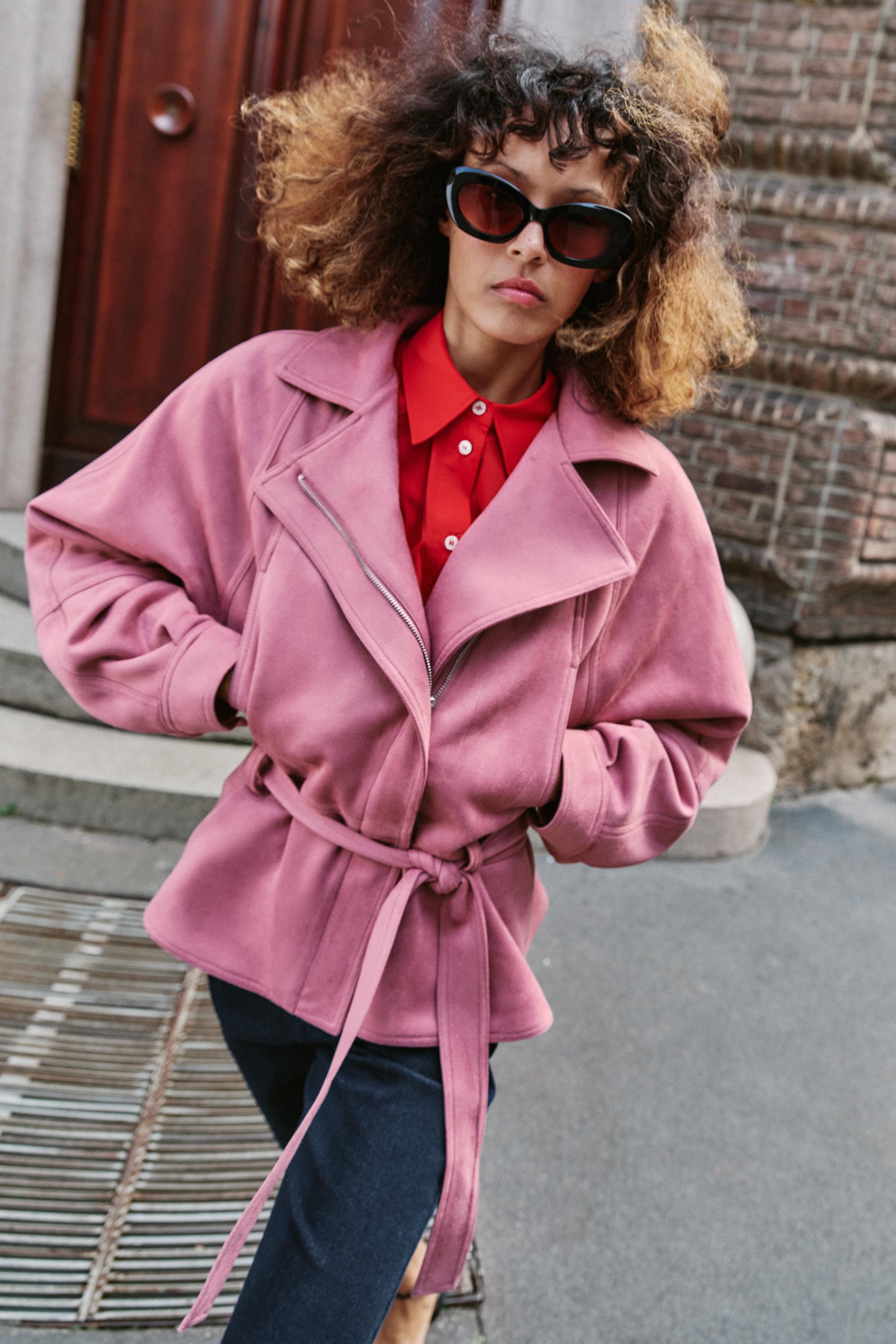 BLOUSON EFFET DAIM AVEC CEINTURE