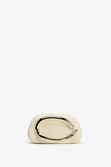 MINAUDIÈRE WITH GOLDEN FASTENING - white by Zara - Image 0