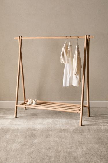 WOODEN CLOTHES RACK - Light beige by Zara