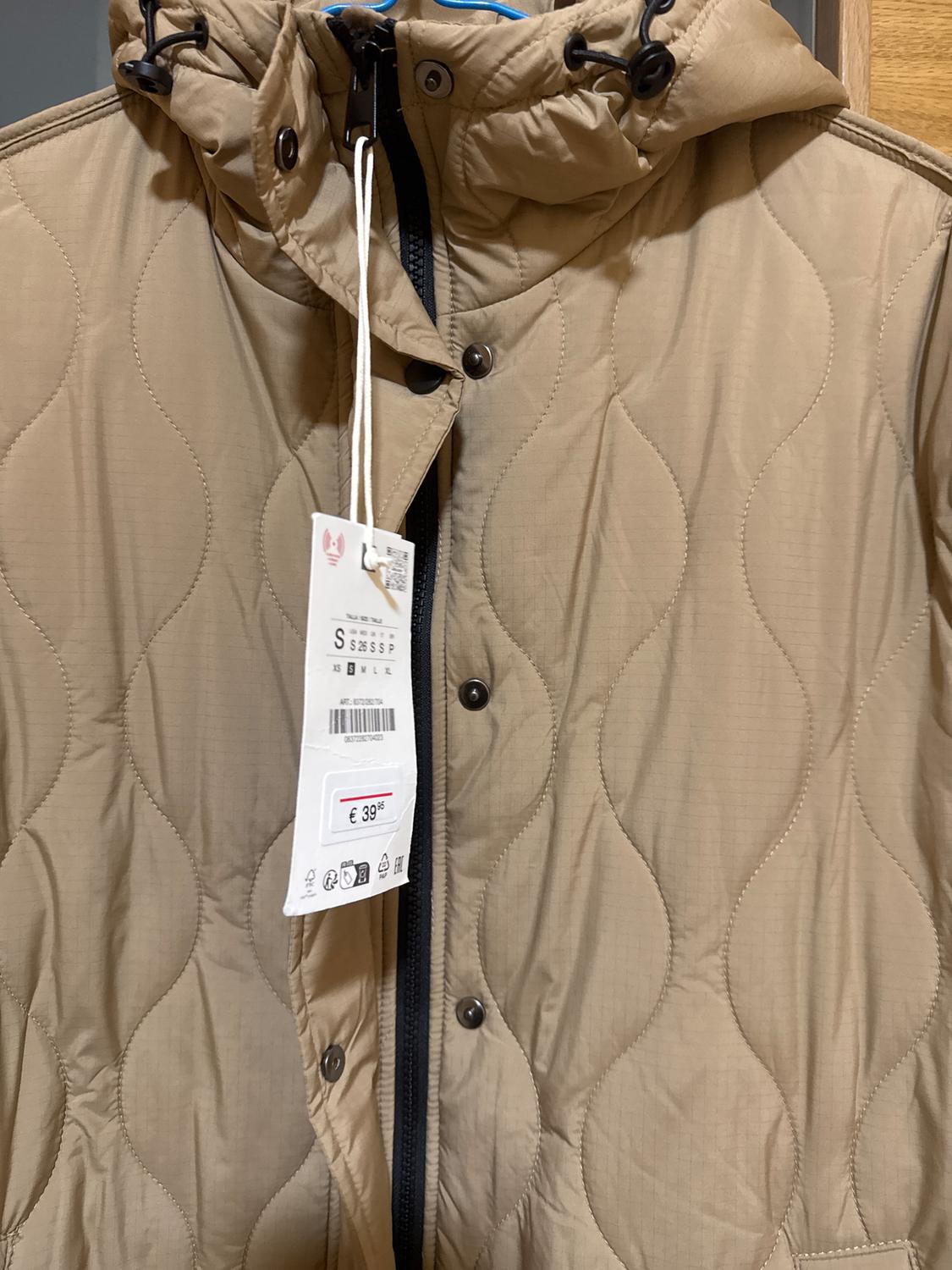 WATER-REPELLENT HOODED QUILTED JACKET - Image 3