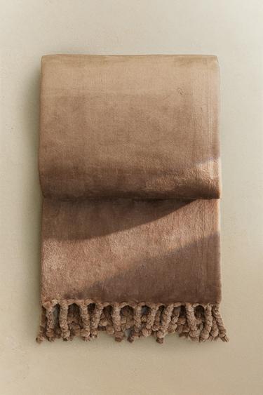 FLEECE THROW WITH FRINGING - camel by Zara - Image 5