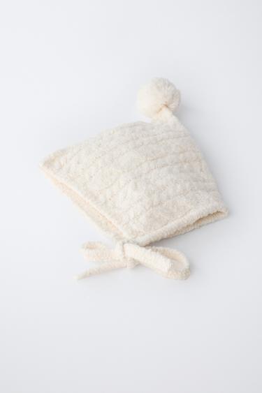 BONNET EN MAILLE À TORSADES ET POMPON - Écru de Zara - Image 1