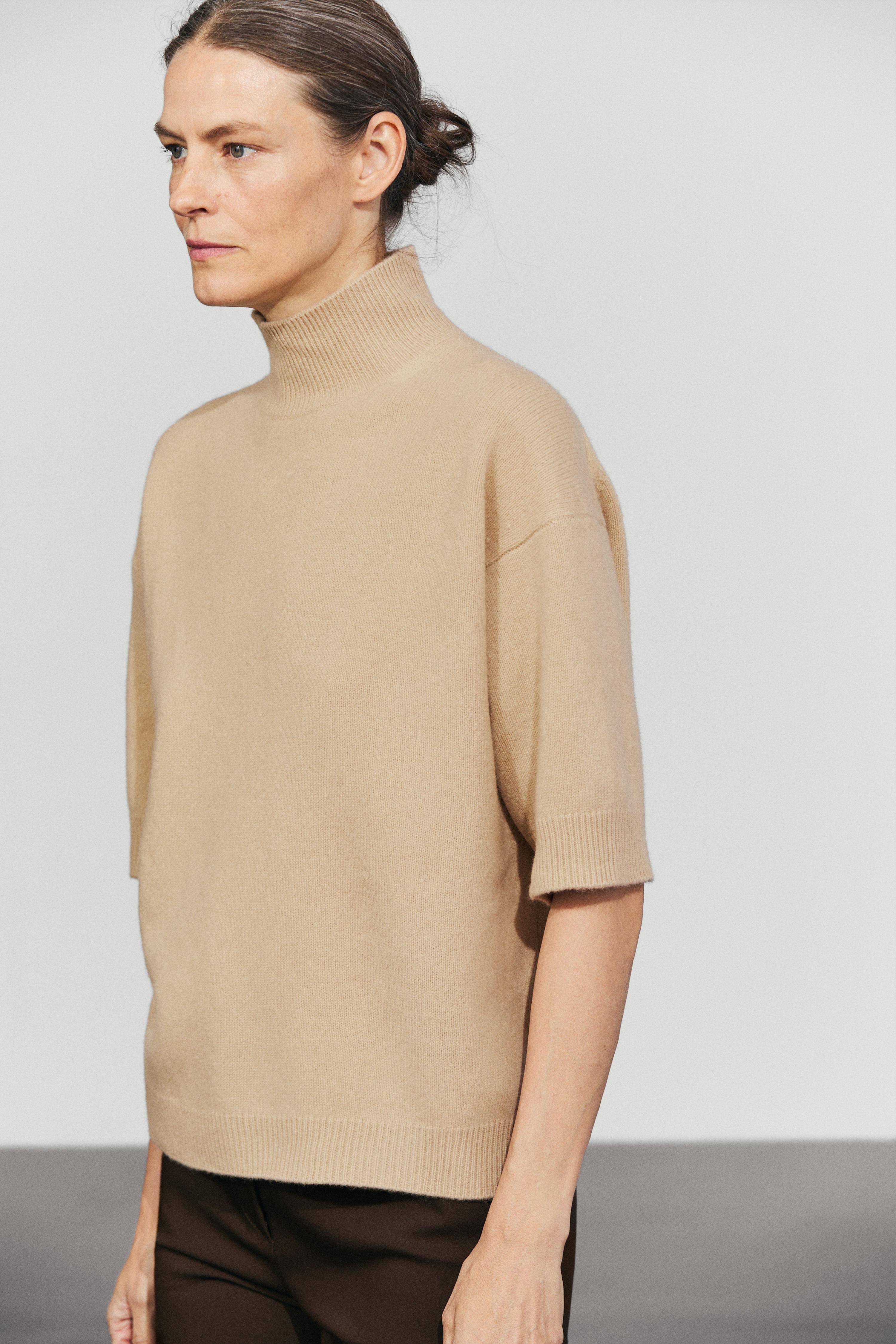 Oversize short sleeve knit sweater