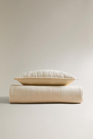 PATCHWORK BEDSPREAD - Light beige by Zara
