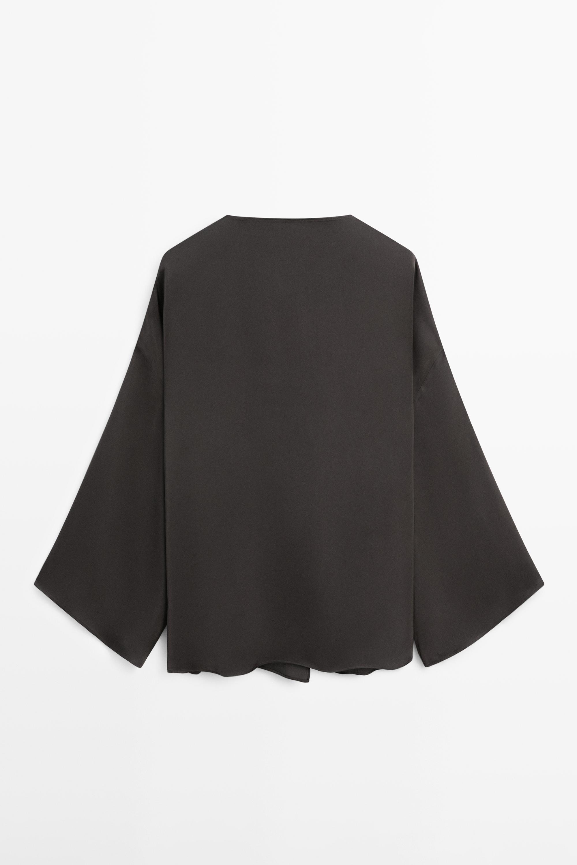 Flowing wrap shirt
