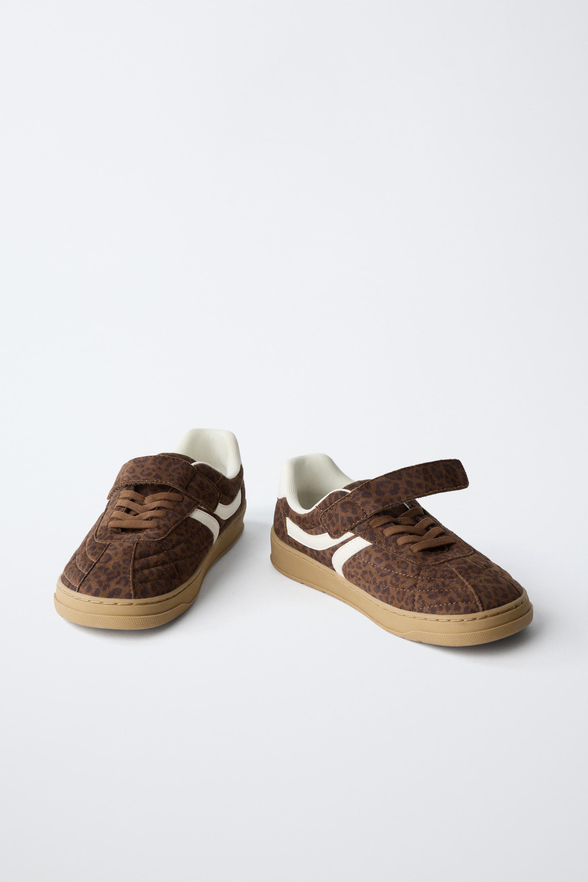 ANIMAL PRINT BAREFOOT SNEAKERS