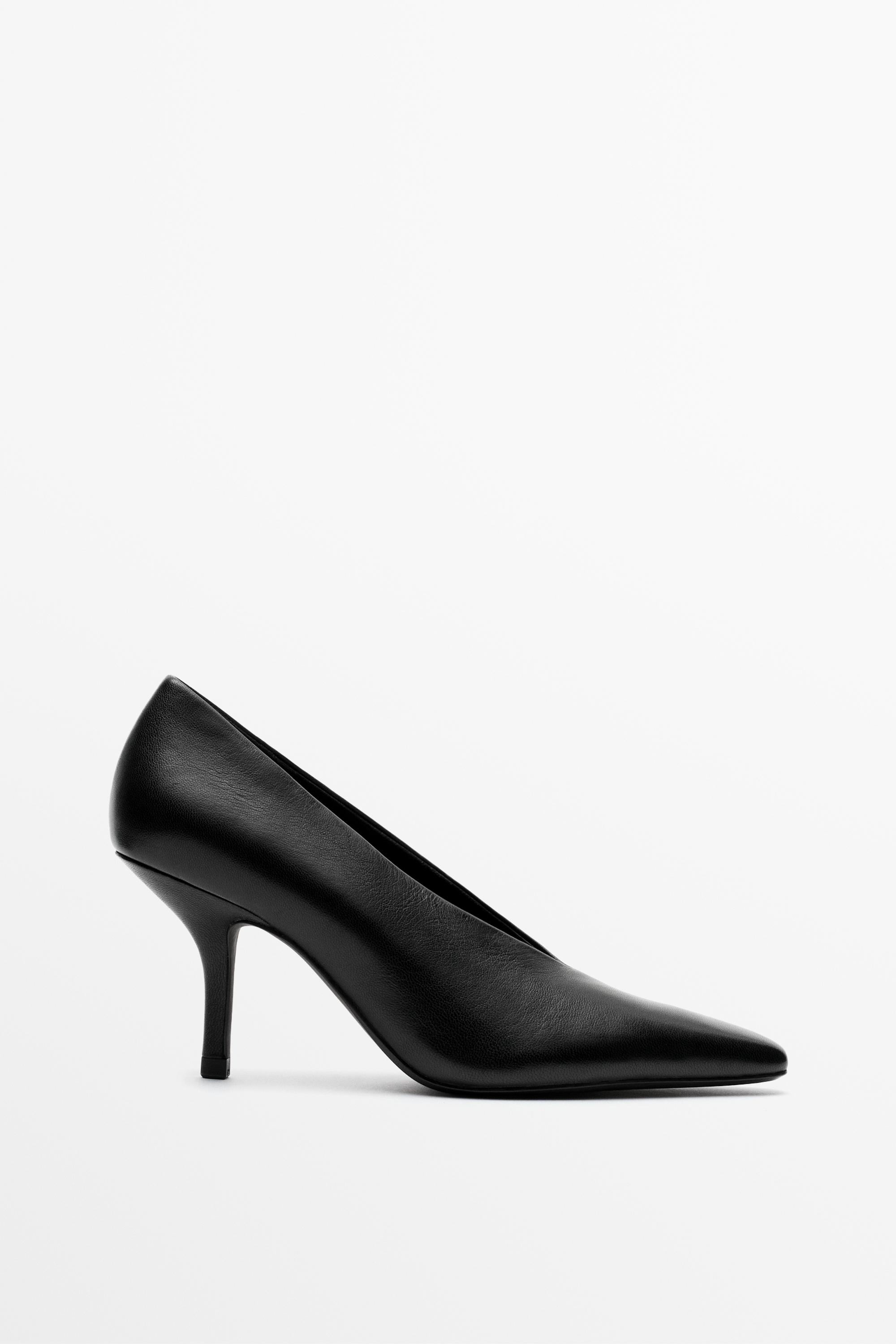 High-heel leather shoe