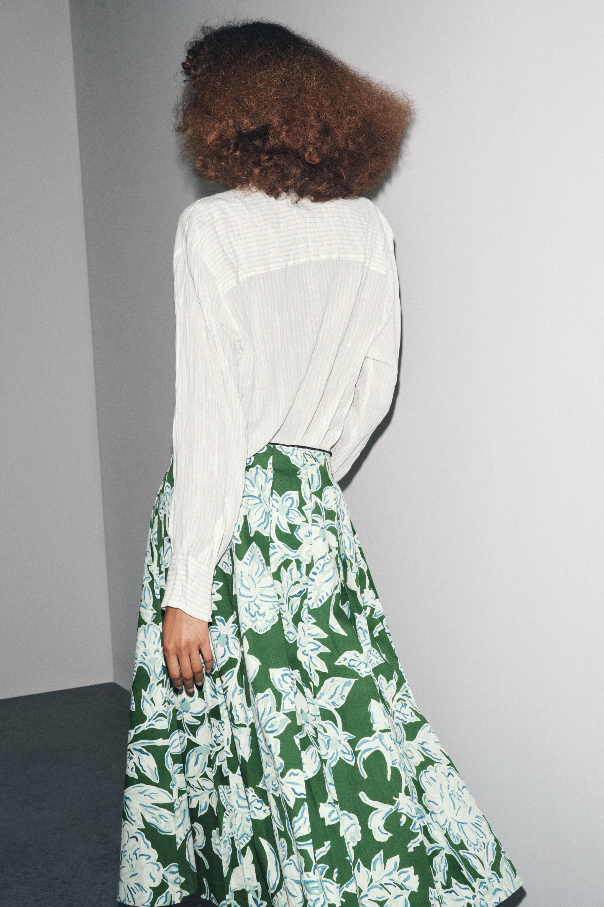 PLEATED FLORAL SKIRT ZW COLLECTION - Green | ZARA Canada