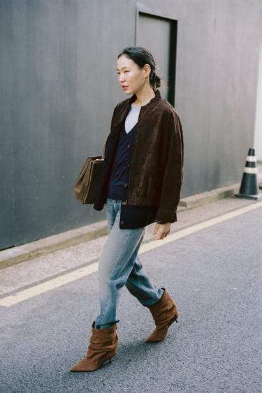 TRF 미드라이즈 보이프렌드 청바지 - Zara의 네이비 - 이미지 0