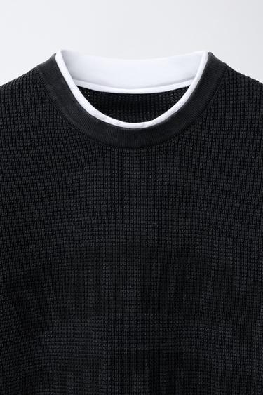 DOUBLE-LAYER WAFFLE-KNIT T-SHIRT WITH TEXT PRINT - Black by Zara - Image 2