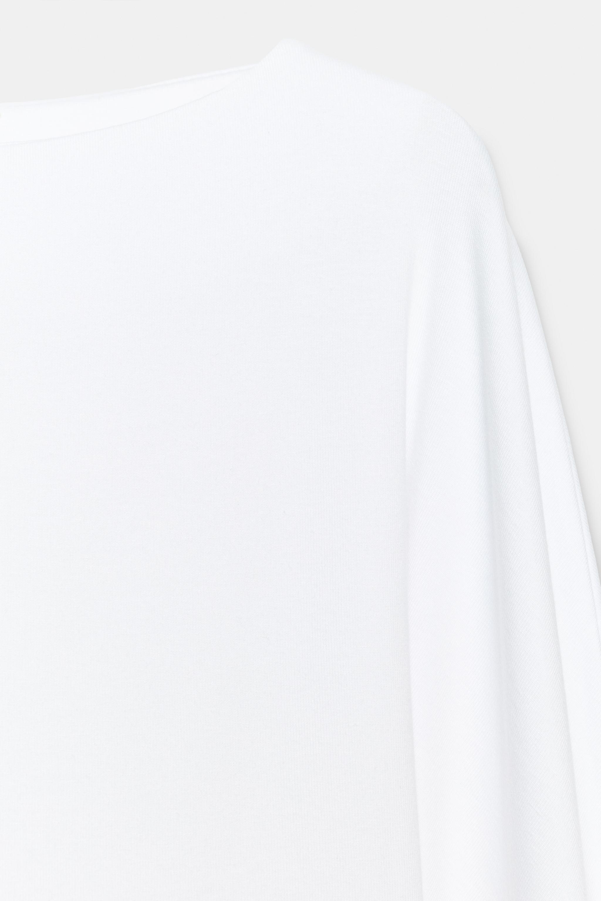 FITTED LONG SLEEVE T-SHIRT