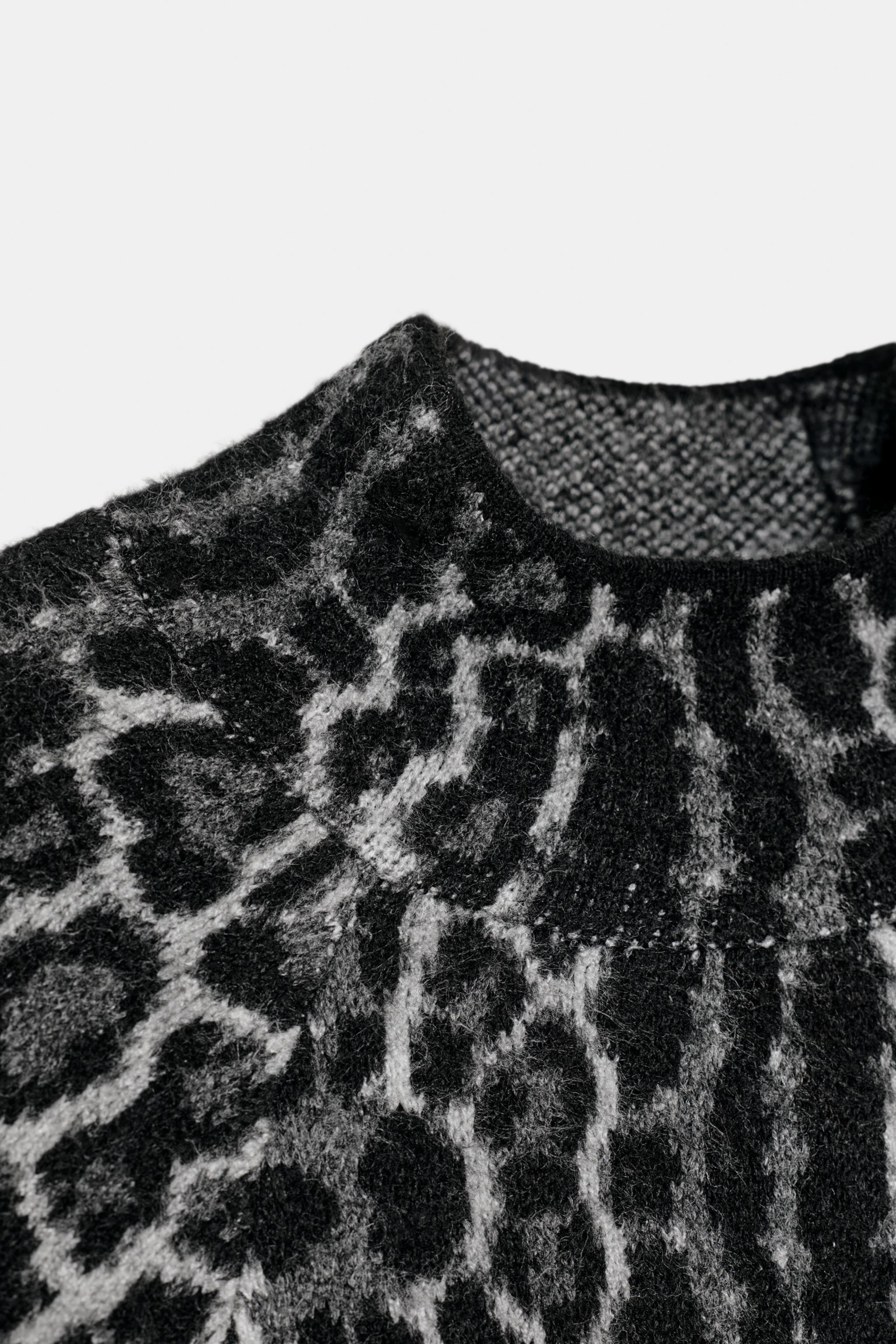 WIDE SLEEVE KNIT JUMPER