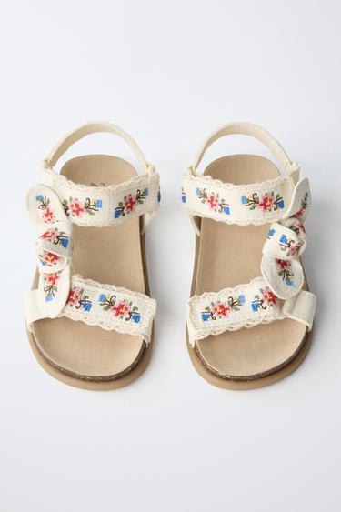 SANDALES BRODÉES AVEC NŒUD - Blanc écru de Zara - Image 3