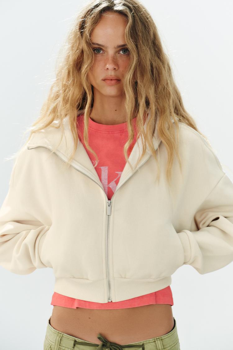 SUDADERA CROP CAPUCHA