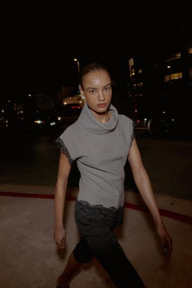 TOP PIED-DE-POULE EN DENTELLE - Écru / Bleu de Zara - Image 2