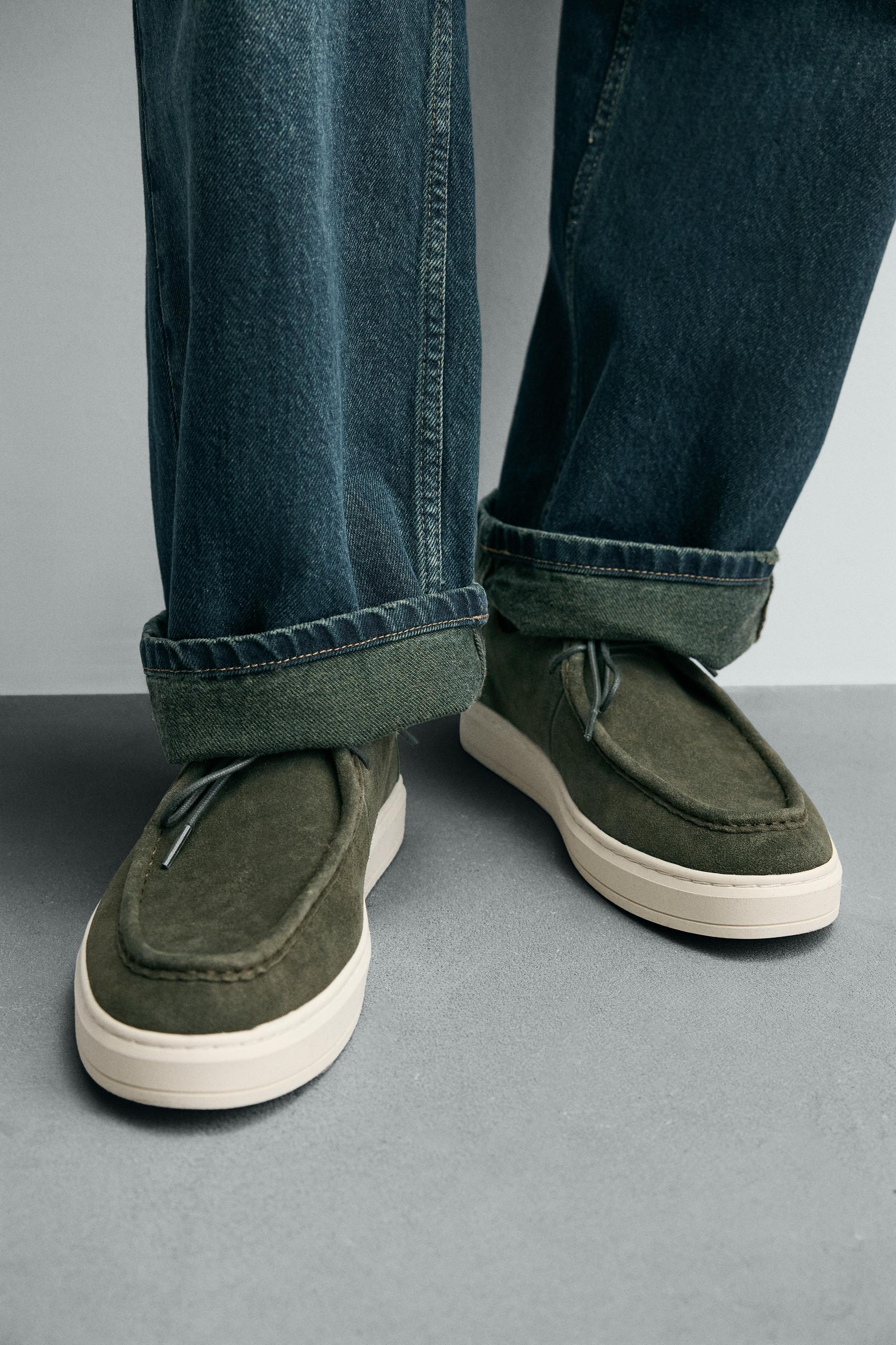 CASUAL LEATHER SHOES