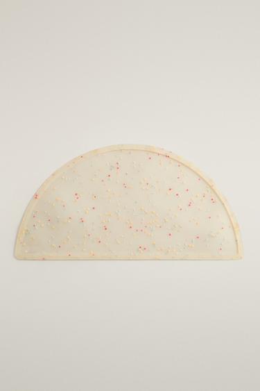 KIDS’ SILICONE CONFETTI PLACEMAT — Multicolored 1