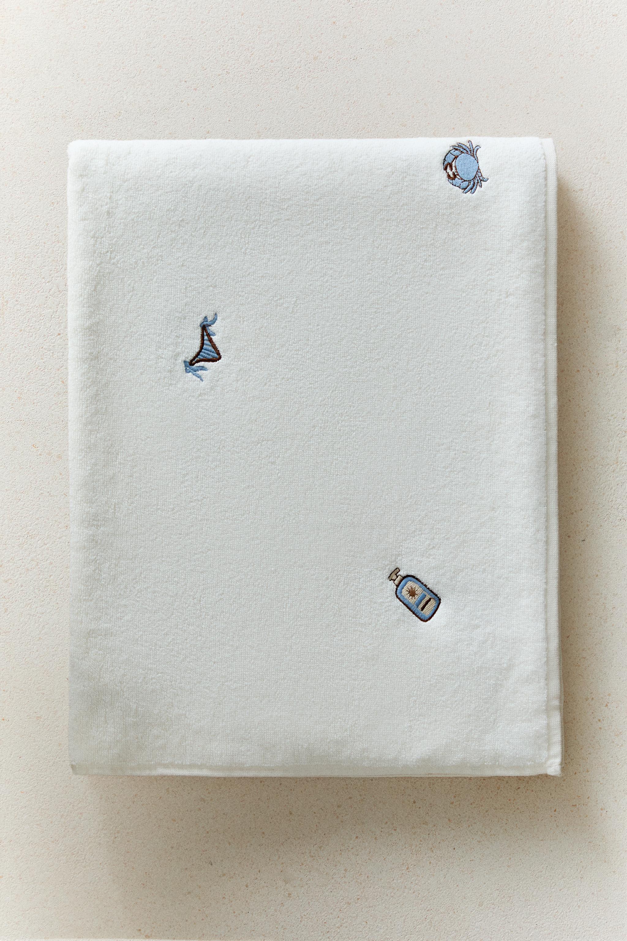 BEACH EMBROIDERY BATH TOWEL — Ivory