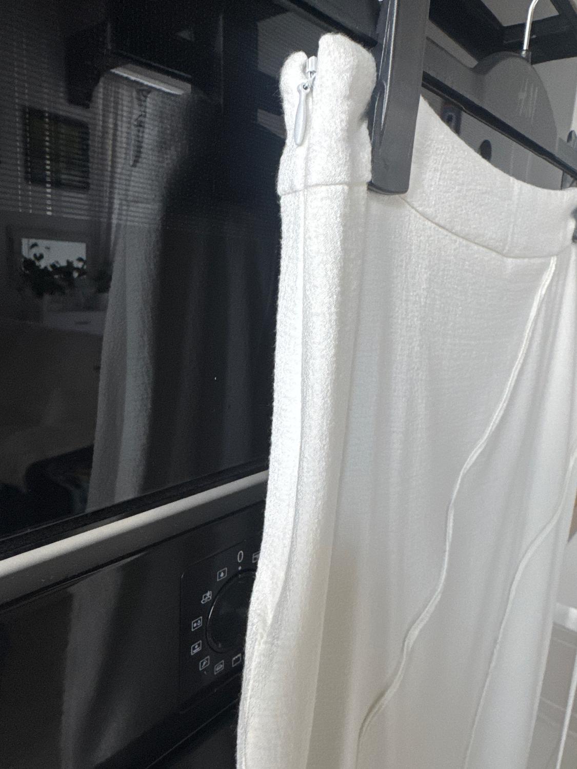 MIDI SKIRT WITH SIDE SLIT - Image 3