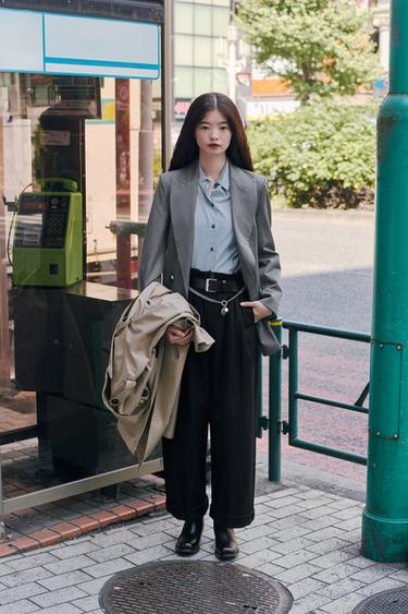 ダブルブレスト仕様ブレザーグレーZaraのダブルブレスト仕様ブレザー - グレー 