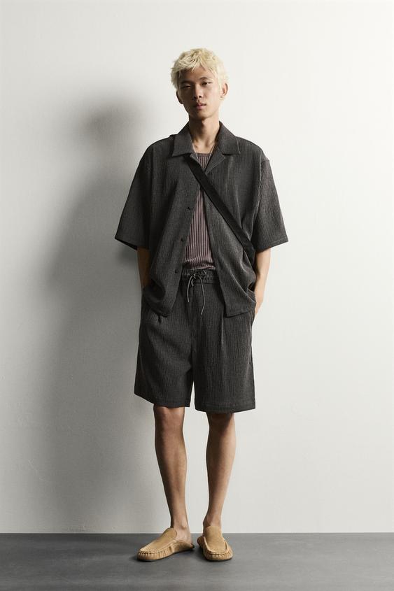 Мужская рубашка Zara Textured Relaxed Fit, цвет: Антрацитовый серый