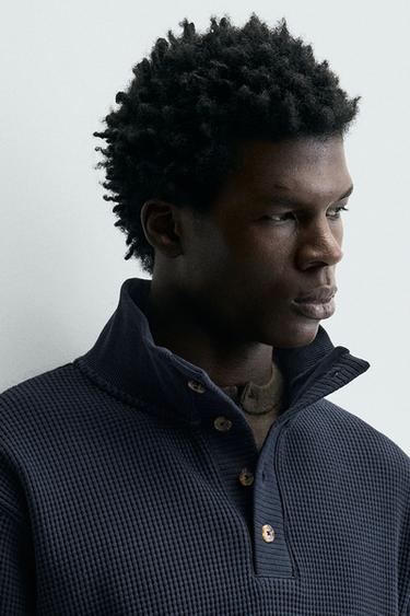 WAFFLE-KNIT TEXTURED SWEATSHIRT - Navy blue by Zara