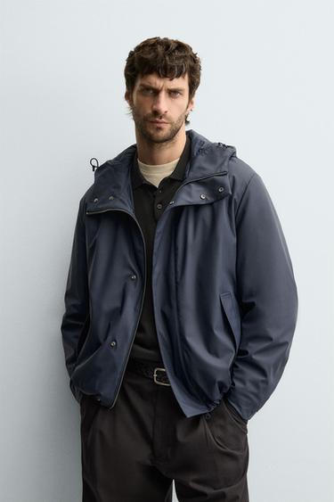 PARKA MIT GUMMI-EFFEKT UND KAPUZE - Tintenblau von Zara