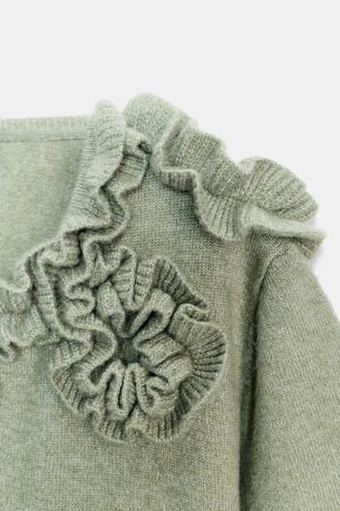 PULL EN MAILLE À FLEURS - Vert mousse de Zara - Image 7
